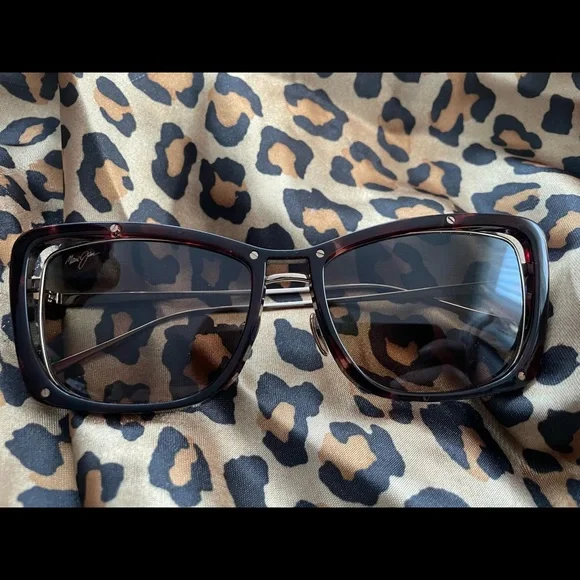 Maui Jim | Accessories | Brand New Maui Jim Adrift Polarized  display picture 1